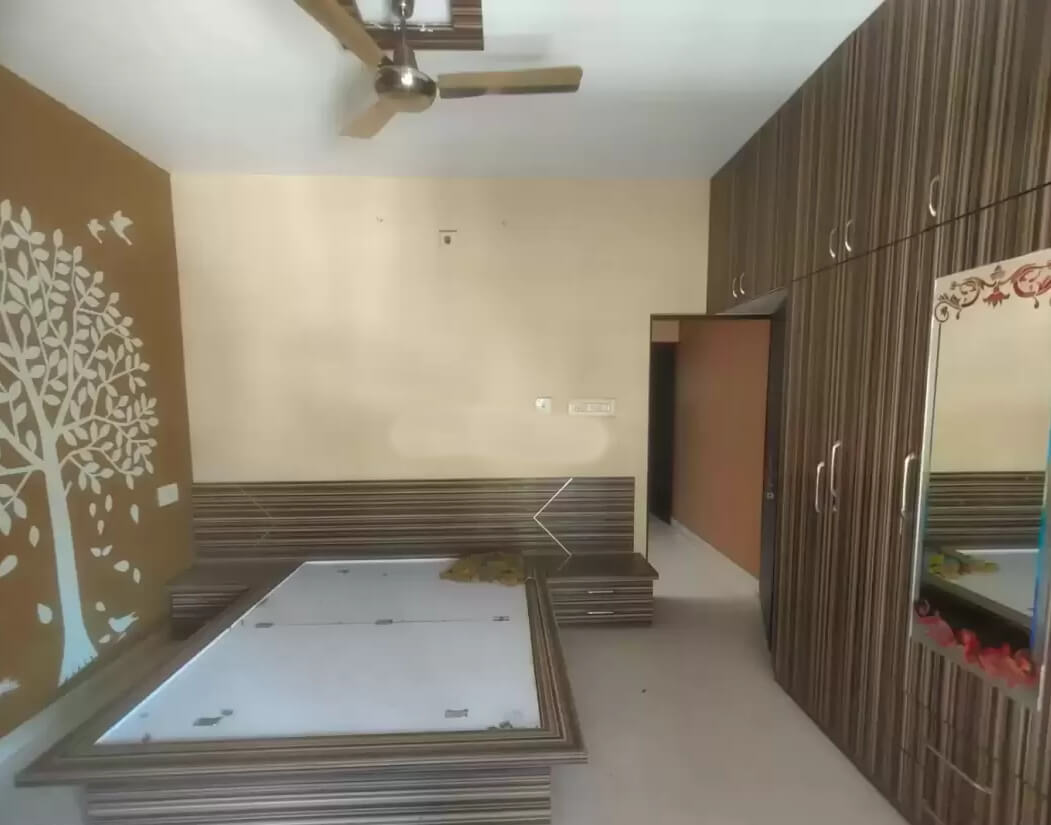 2 bhk home in rent in makaraba